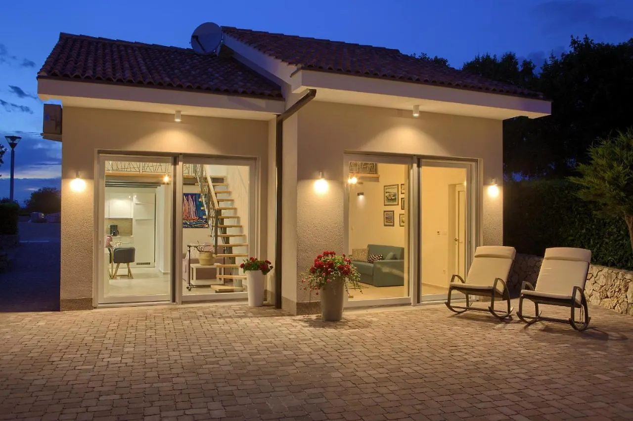 Villa Gardena Vrh  0*, Vrh (Krk) Hırvatistan