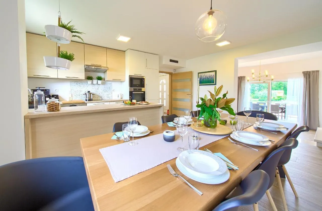 Villa Gardena Vrh