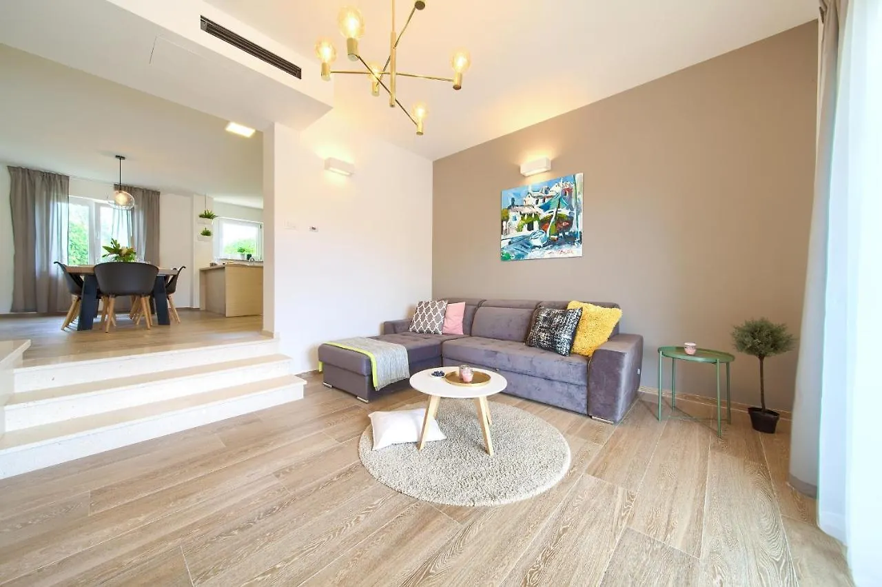 Villa Gardena Vrh  0*, Vrh (Krk)