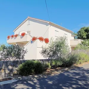 Busilak Apartment